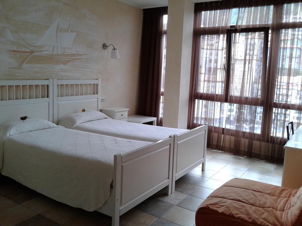 Hotel Zumalabe Mutriku Ngoại thất bức ảnh